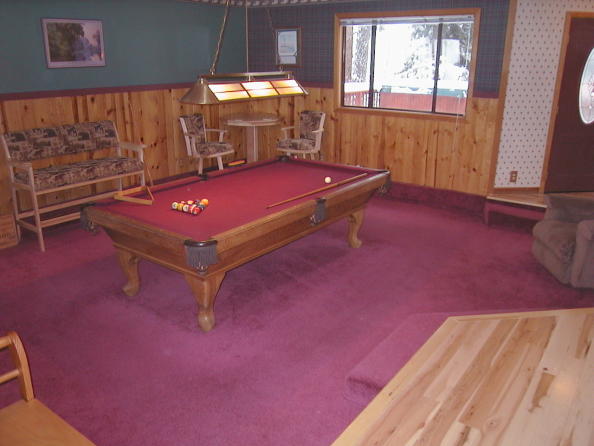Enjoy mountain views and sun in the living areas.